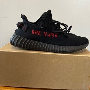 YEEZY BREDS SIZE 11 SEE VIDEO
